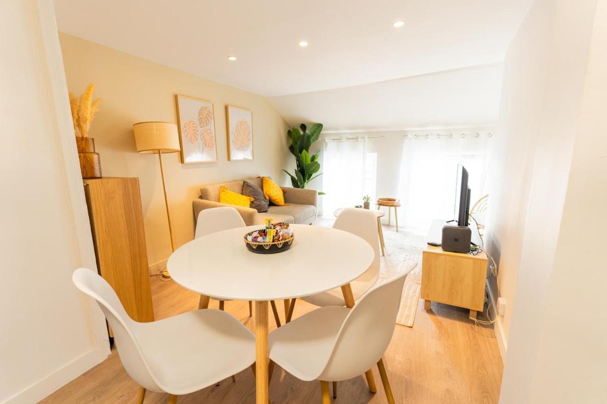 Duplex Confortable En Centre Avec 2 Chambres Chalons-en-Champagne Exterior photo