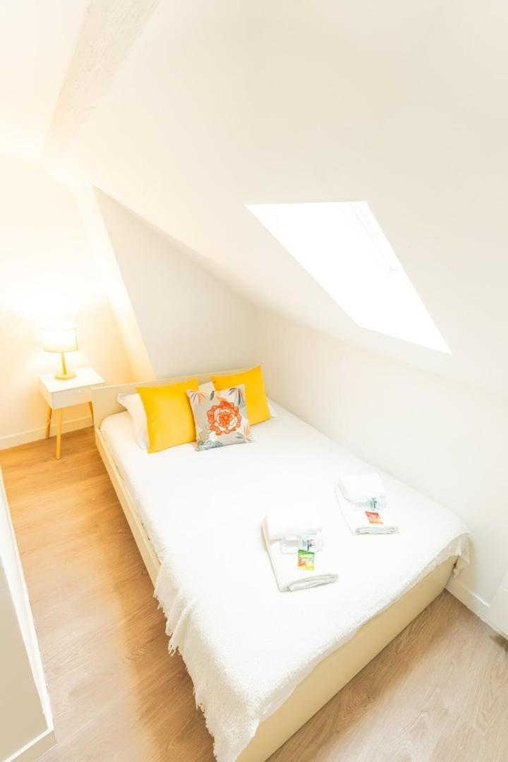 Duplex Confortable En Centre Avec 2 Chambres Chalons-en-Champagne Exterior photo